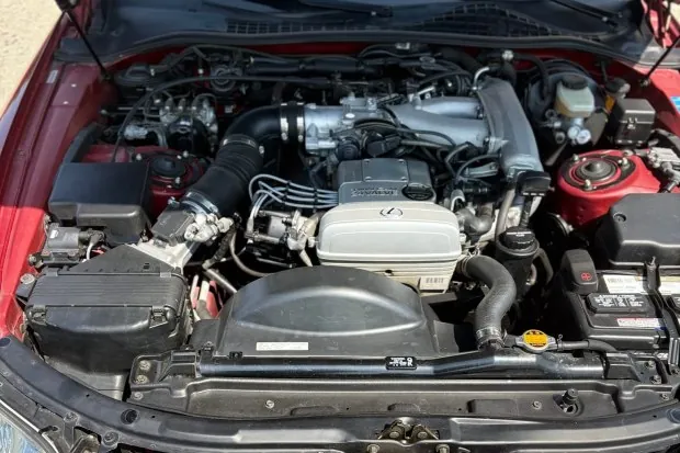1992 Lexus SC300 engine bay view