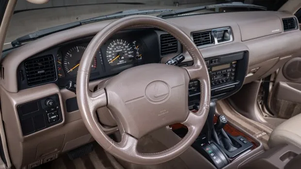 1997 Lexus LX450 dashboard and steering wheel