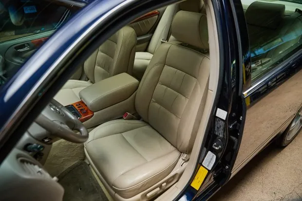 Interior of 2001 Lexus GS300 with ivory leather seats.