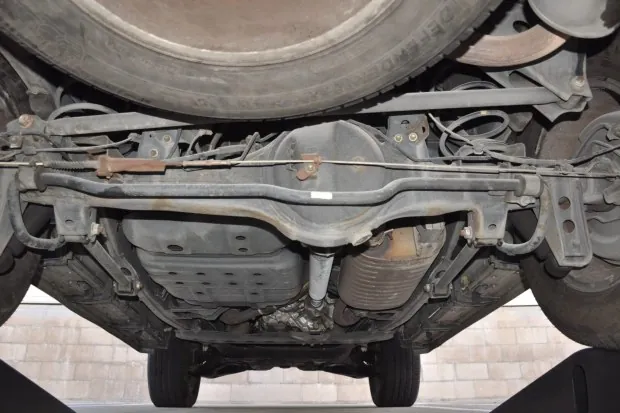Undercarriage of 2003 Lexus LX470