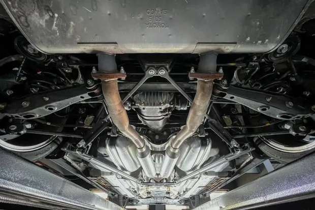 Undercarriage of 2003 Lexus SC430