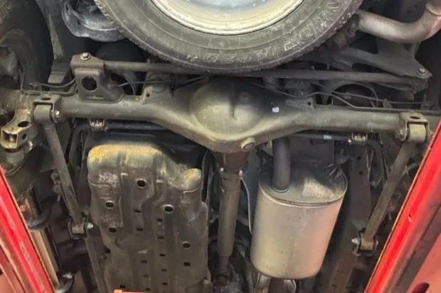 Undercarriage of 2004 Lexus GX470