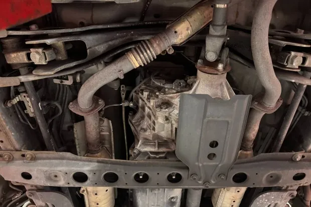 Undercarriage of 2004 Lexus LX470