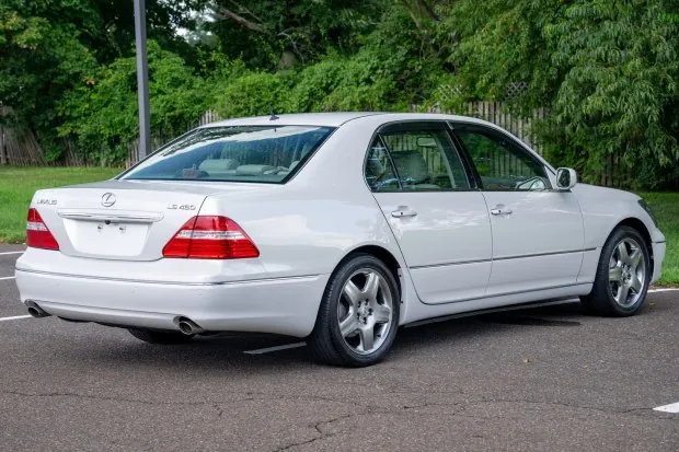 2006 Lexus LS430 in Moonlight Pearl