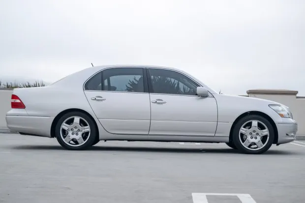 2006 Lexus LS430 in Mercury Metallic