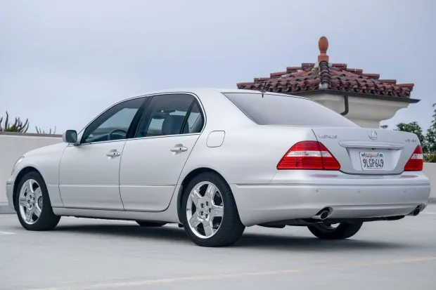 2006 Lexus LS430 in Mercury Metallic
