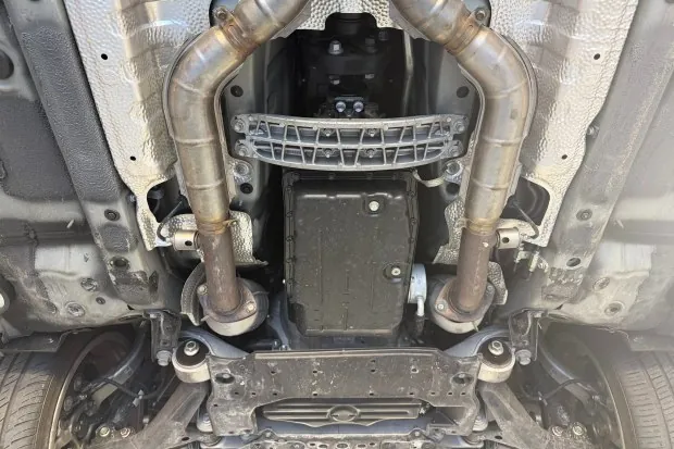 Undercarriage of 2007 Lexus IS 350