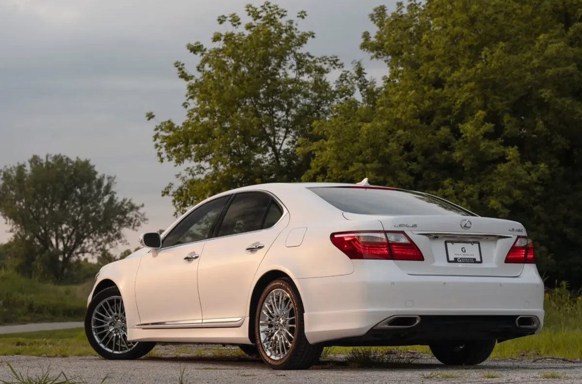 White 2010 Lexus LS 460 parked outdoors.