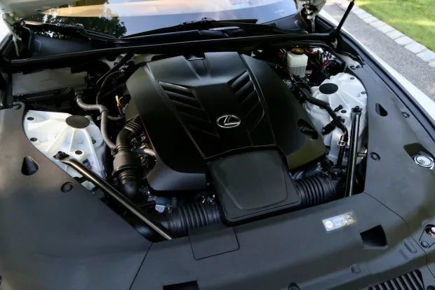 2021 Lexus LC500 engine bay