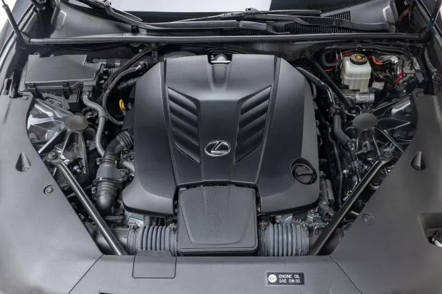 2021 Lexus LC500 engine bay