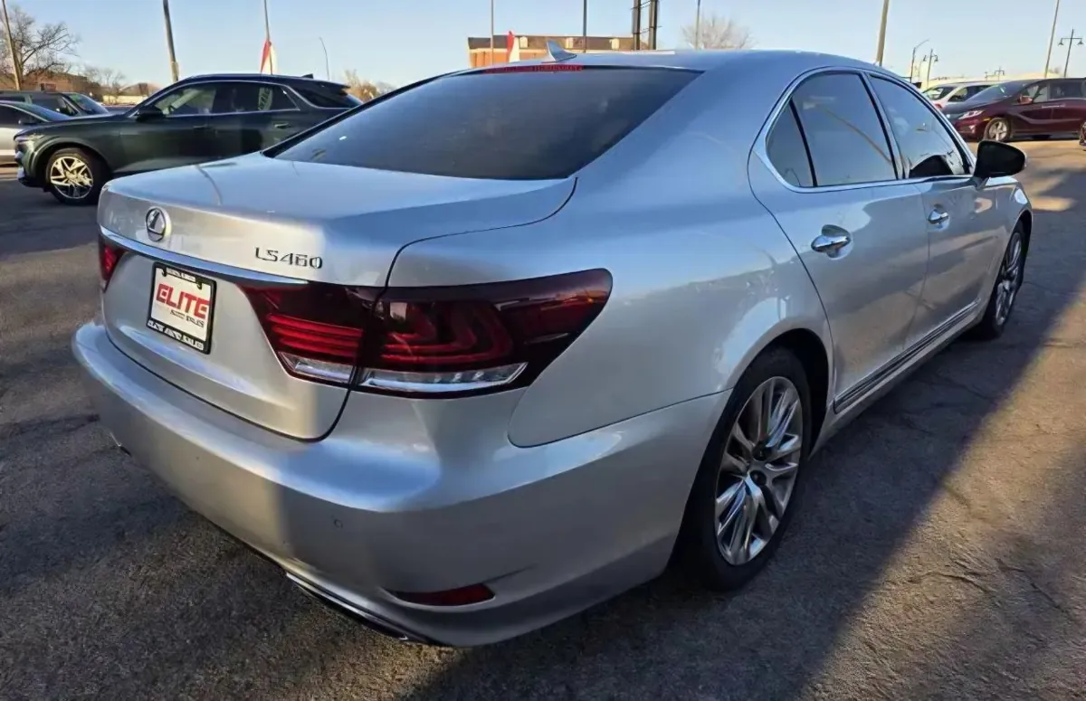 Interior view of the Lexus LS 460 showing plush leather seats.